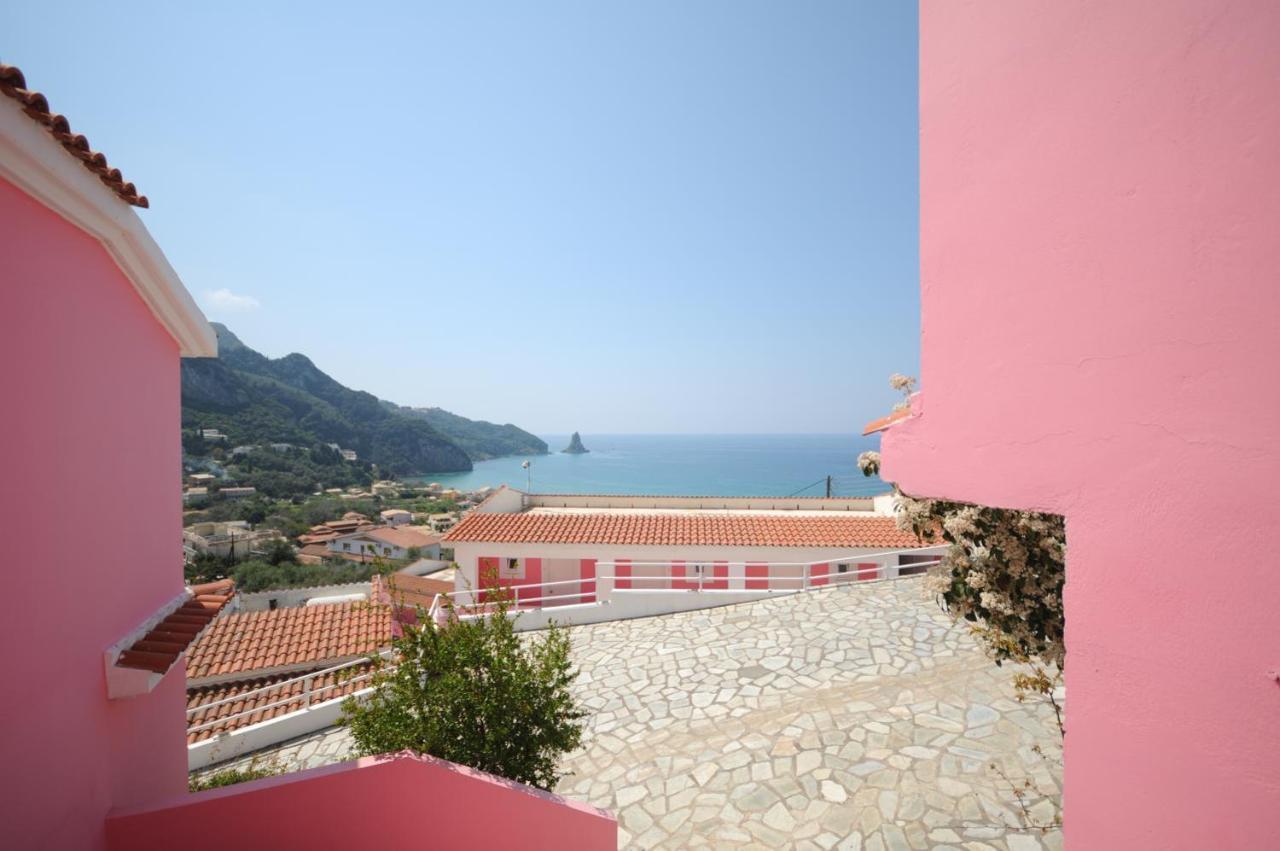 Pink Palace Beach Resort Agios Gordios  Exterior foto