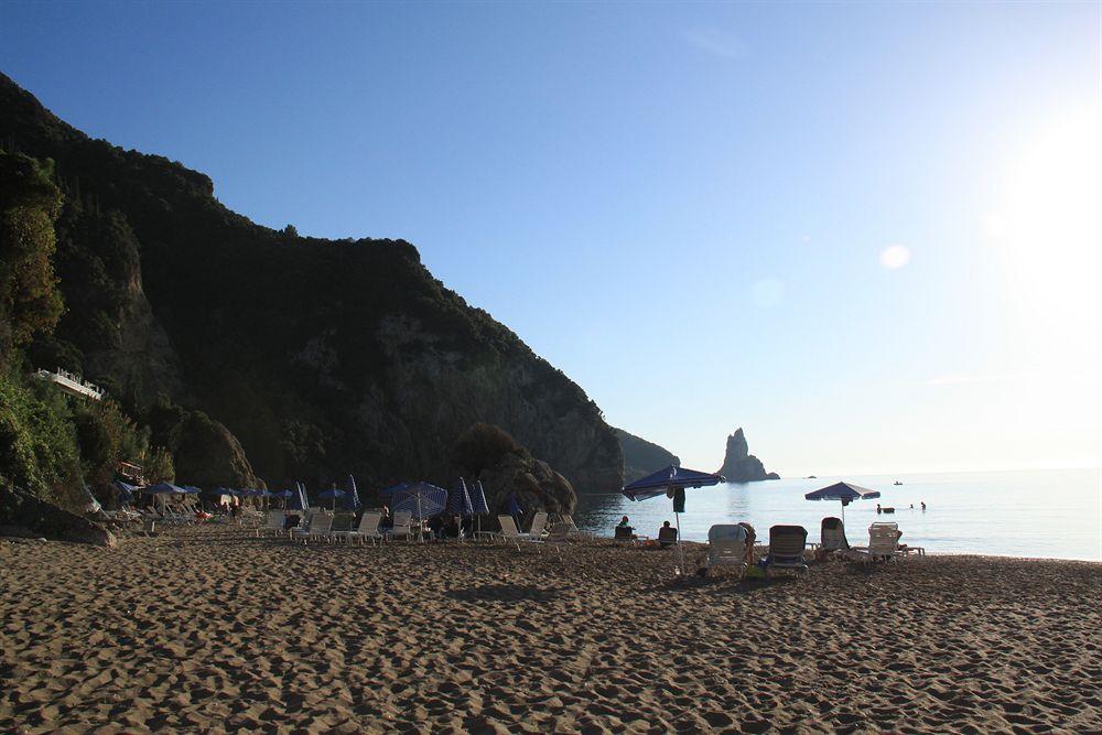 Pink Palace Beach Resort Agios Gordios  Exterior foto