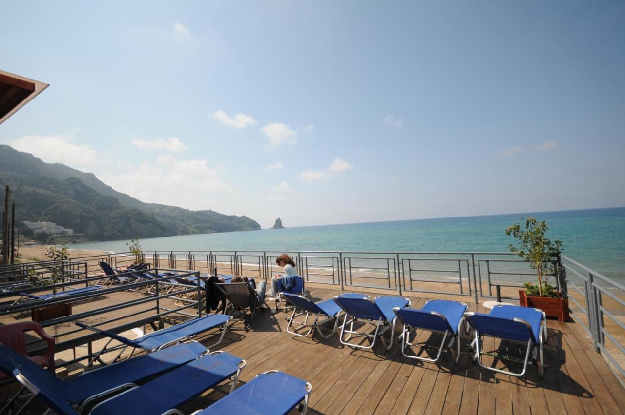 Pink Palace Beach Resort Agios Gordios  Exterior foto