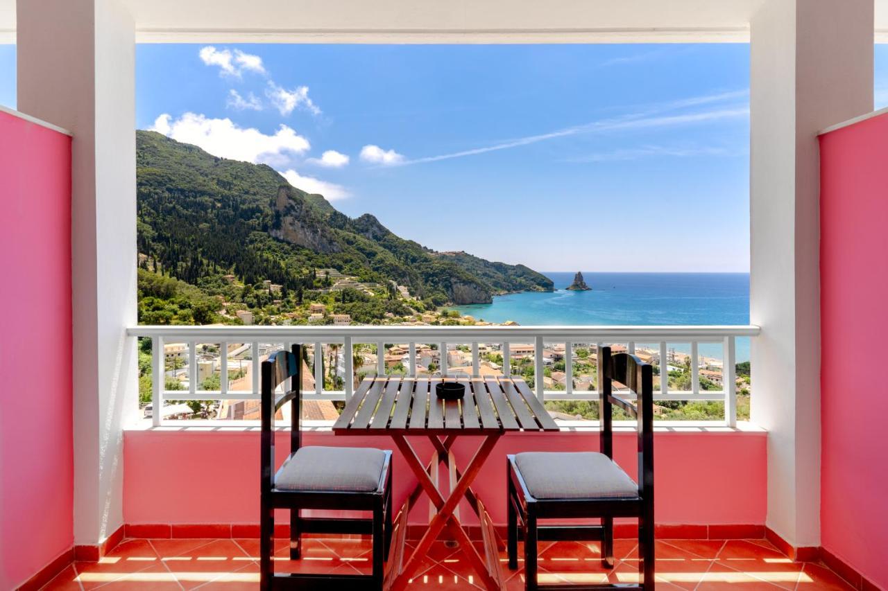 Pink Palace Beach Resort Agios Gordios  Exterior foto