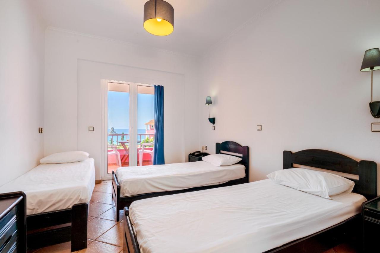 Pink Palace Beach Resort Agios Gordios  Exterior foto