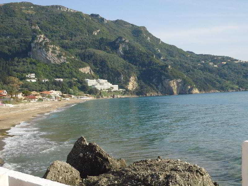 Pink Palace Beach Resort Agios Gordios  Exterior foto